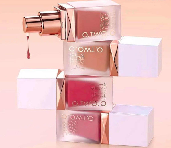 O.TWO.O Velvet Liquid Blush